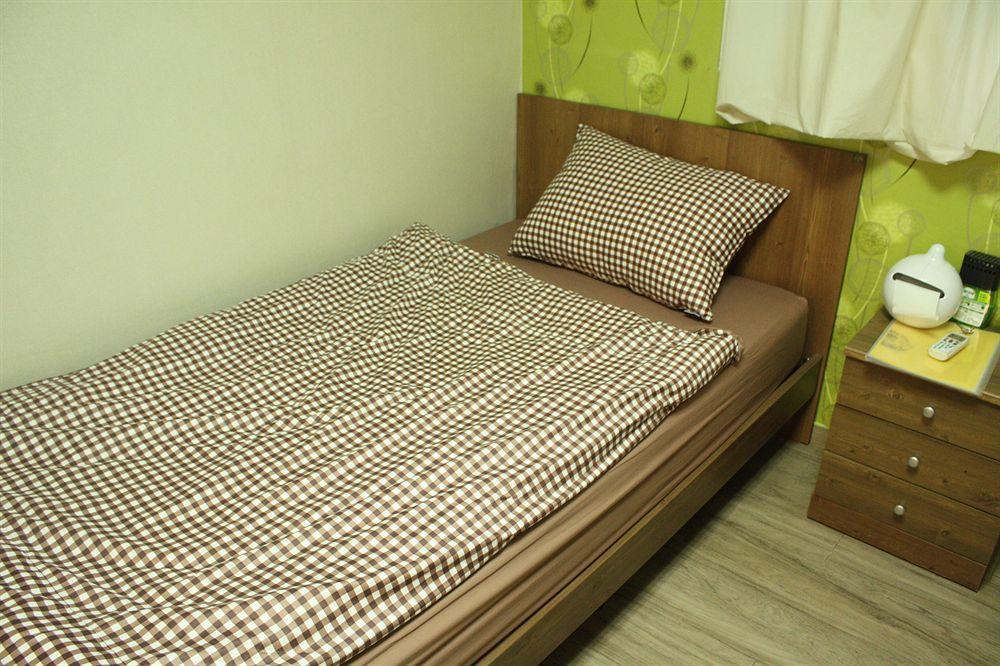 Lee & No Guesthouse Hongdae Seoul Eksteriør billede