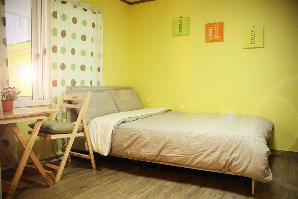 Lee & No Guesthouse Hongdae Seoul Eksteriør billede